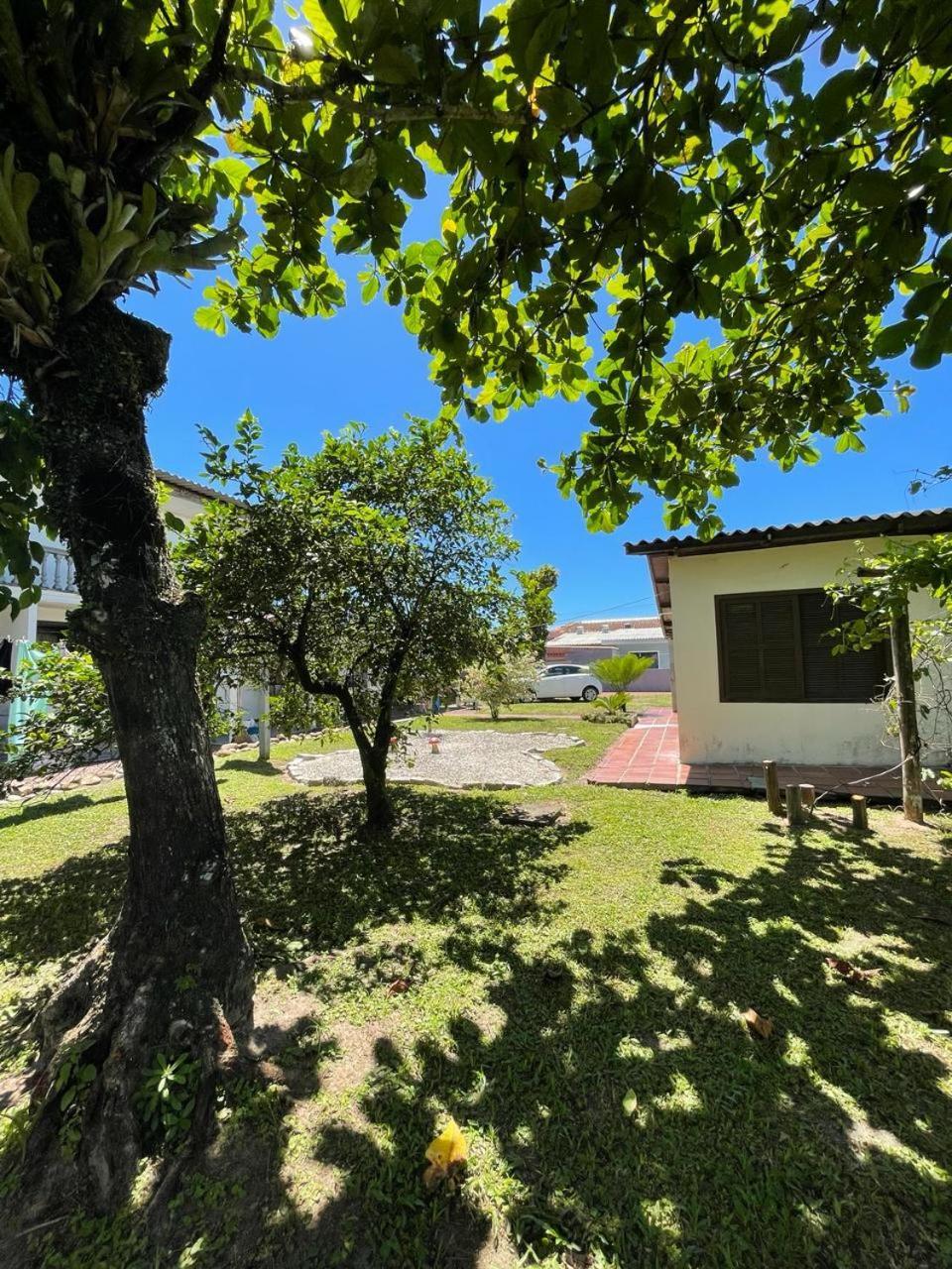 Acomodacao Ruth Guaratuba Exteriör bild